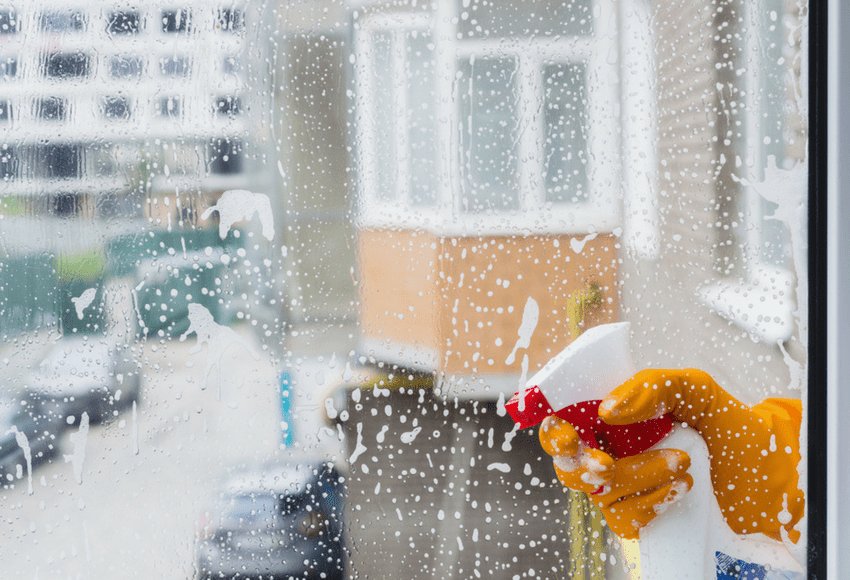 Image of window cleaning, one way you can keep your deposit